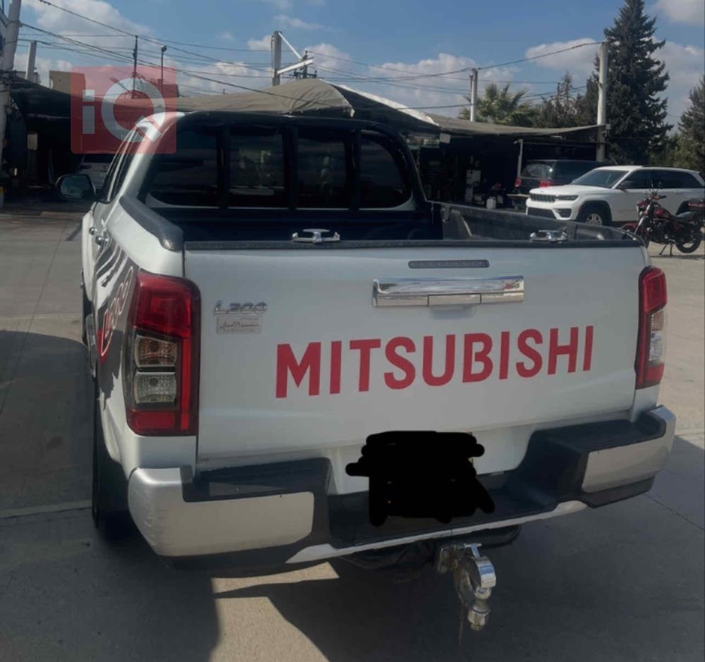 Mitsubishi L200